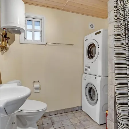 3 Bedroom Amazing In Casa vacanze *