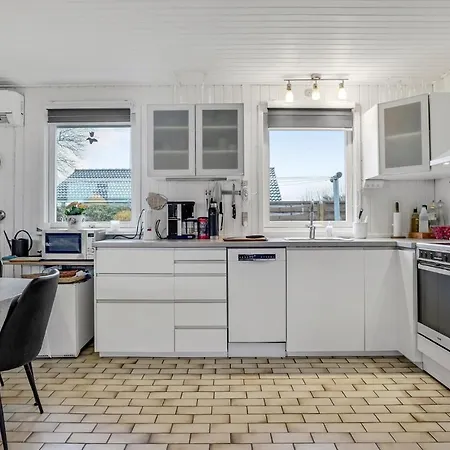 3 Bedroom Amazing In Casa vacanze