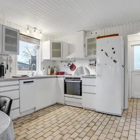 3 Bedroom Amazing In Casa vacanze *